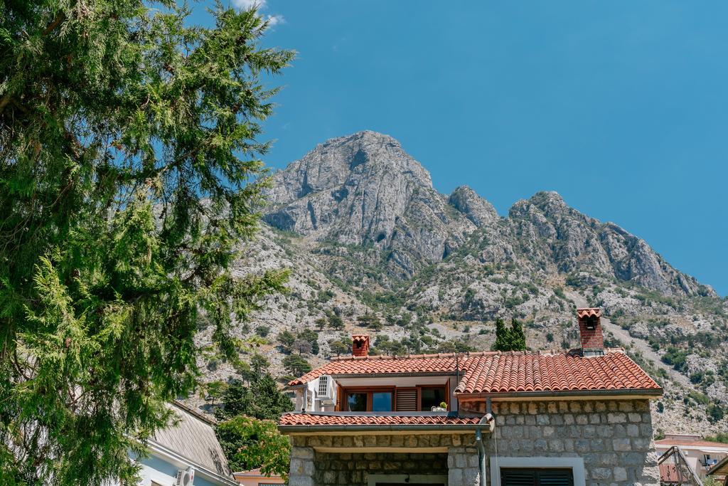 Apartman Mondo Appartamento Cattaro Esterno foto