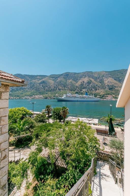 Apartman Mondo Appartamento Cattaro Esterno foto